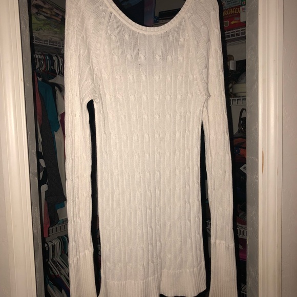 American eagle cream sweater - Picture 2 of 2